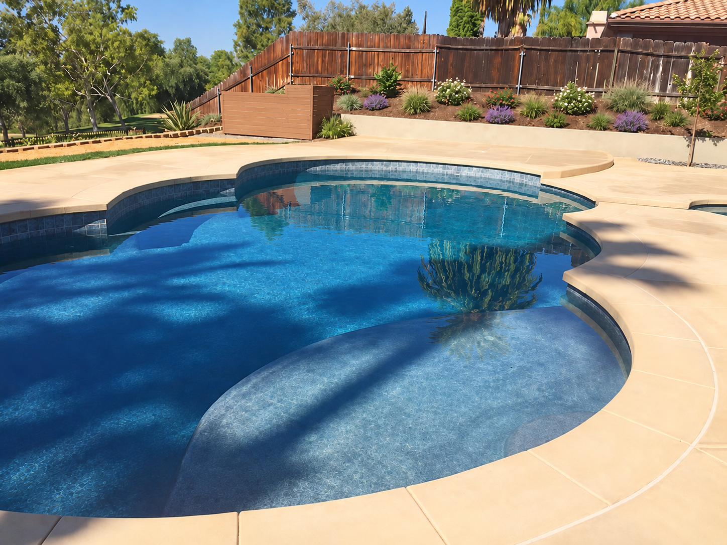 Pool & spa retreat from 951 Custom Pools Inc. Instagram